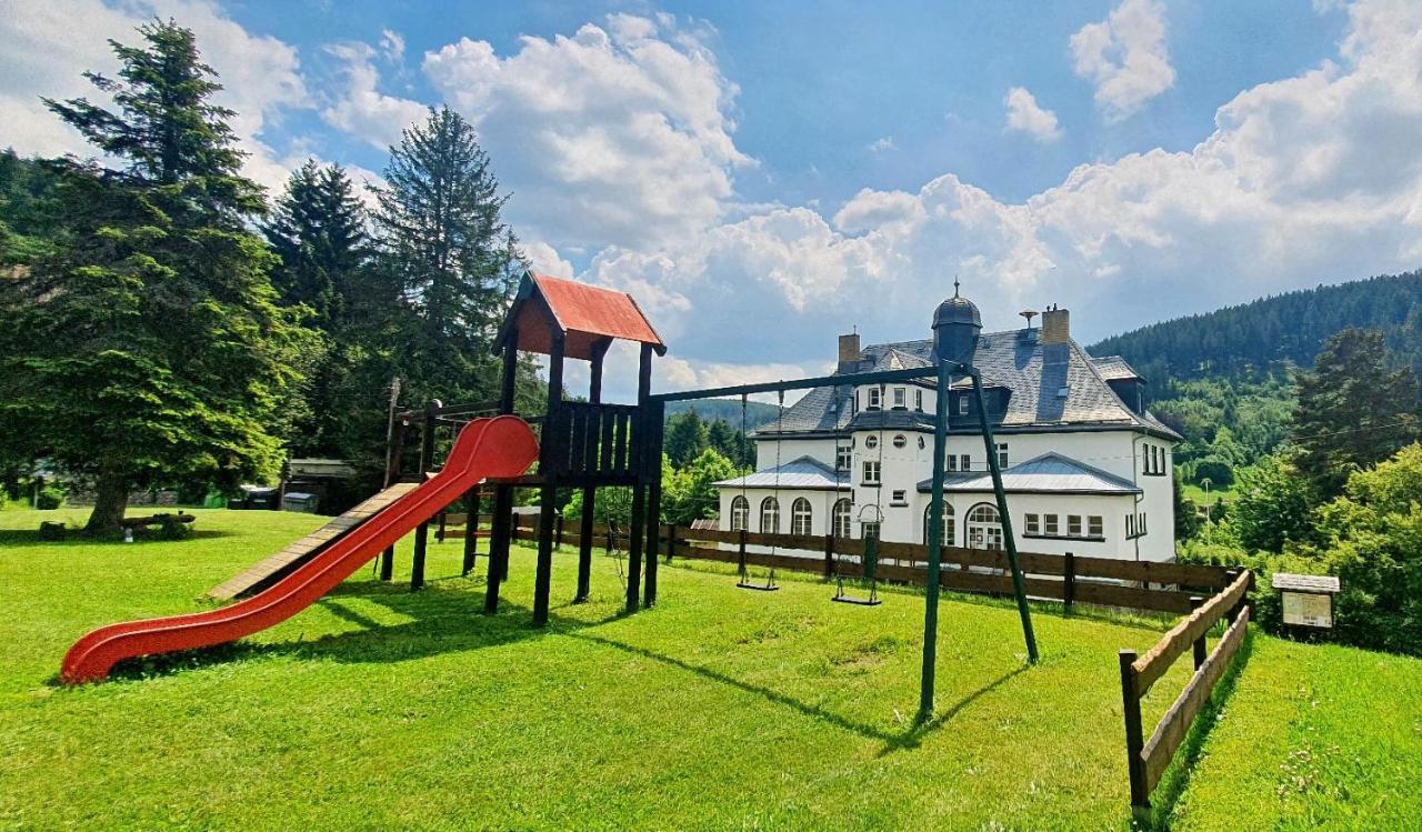 Waldhotel Feldbachtal Neuhaus am Rennweg Eksteriør billede